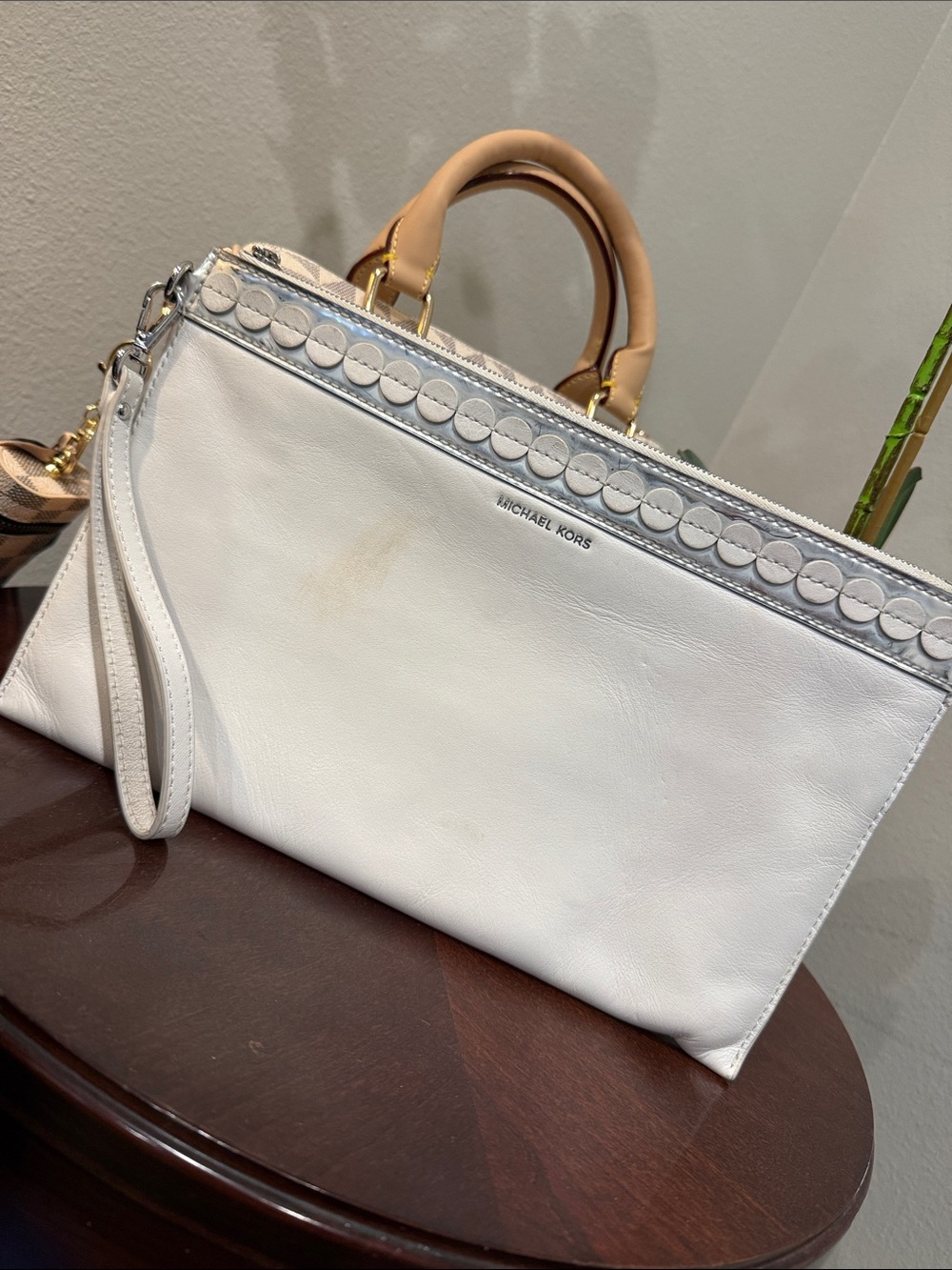 Michael Kors White Leather Wristlet with Tan Handles and Gold Hardware